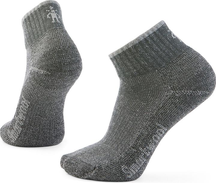 Gris moyen