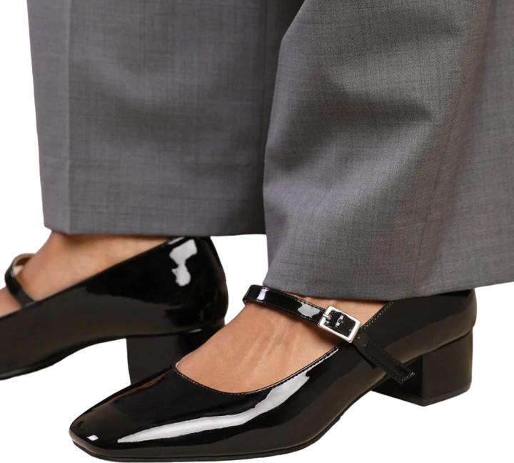 Actual product image Where's That From Womens/Ladies Oslo Single Strap Square Toe Low Block Heel Court Shoes (36)