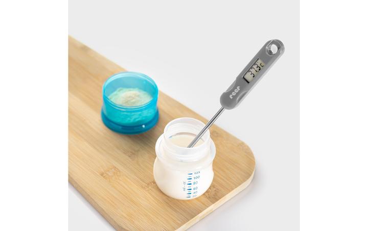 Actual product image Reer Digital bottle thermometer