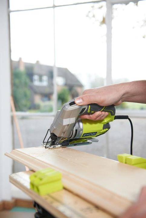 Productafbeelding Ryobi Pendelactie decoupeerzaag incl. koffer