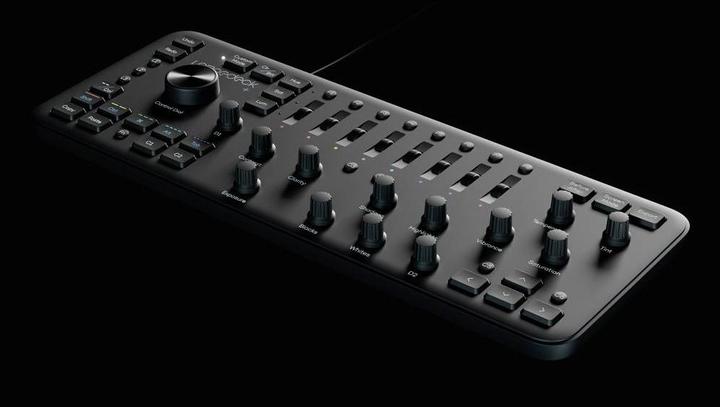 Immagine prodotto Loupedeck + (Vari)