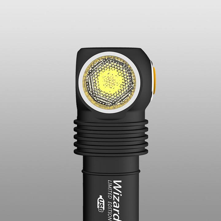 Produktbild ArmyTek Wizard Pro Nichia Magnet USB Multifunktionslampe warm (10.80 cm, 1770 lm)