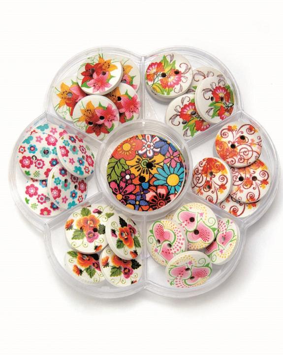 Actual product image Glorex Buttons 32pcs mix wood printed