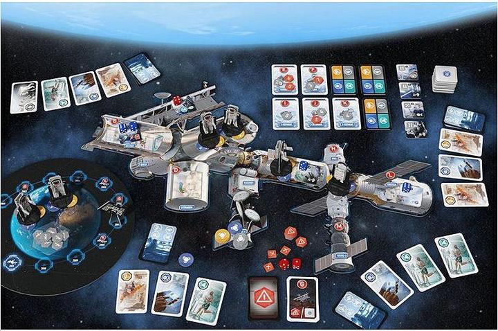 Actual product image Schmidt Spiele Mission ISS (German)