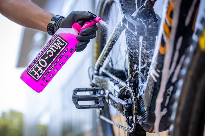 Immagine prodotto Muc-Off Kit Bicicletta Ultimate (1800 ml, Pulitore per biciclette, Detergente per catena, Lubrificante universale, Spugna, Set di cura)