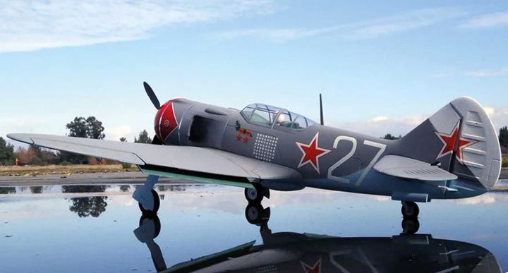 Actual product image Freewing Lavochkin LA-7 PnP FlightLineRC Warbird (Warbird)