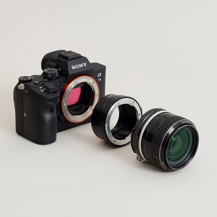 Immagine prodotto Urth Adattatore per attacco obiettivo da Nikon F a Sony E