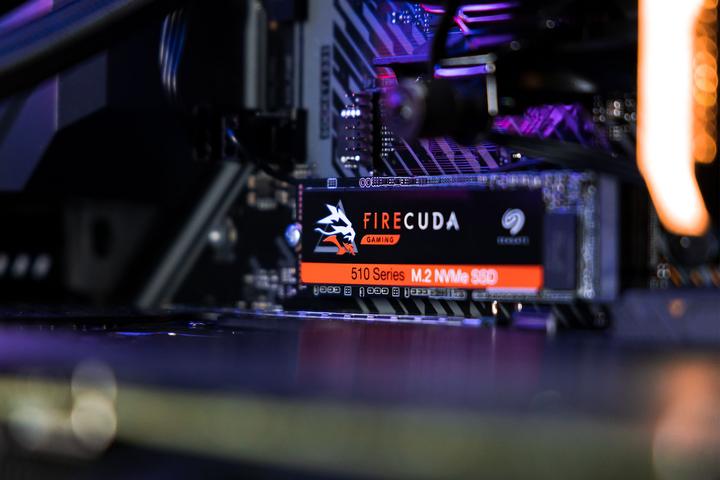 Produktbild Joule Performance Strike RX6800 AR7 (AMD Ryzen 7 5800X, 16 GB, 1000 GB, Radeon RX 6800)