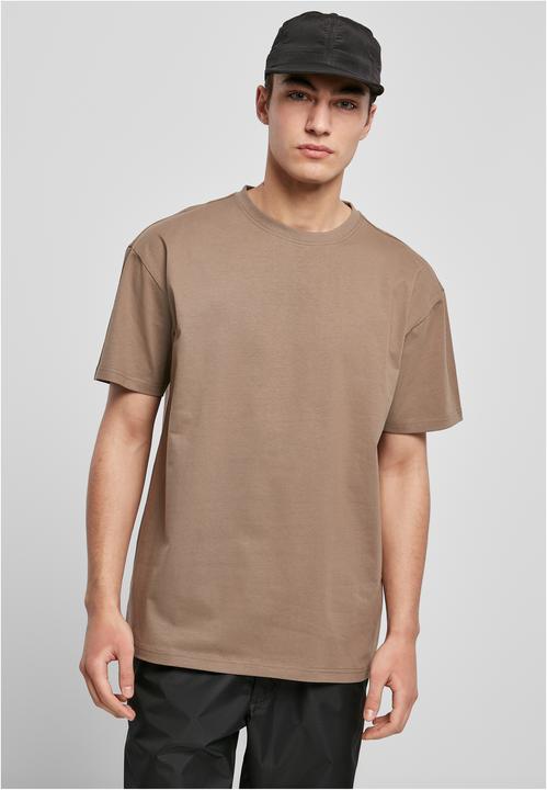 Actual product image Urban Classics Heavy Oversized Tee (5XL)