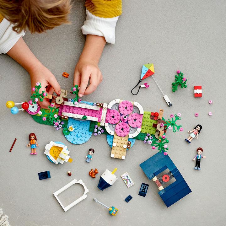 Produktbild LEGO Friends - Heartlake City Park (41447, LEGO Friends)