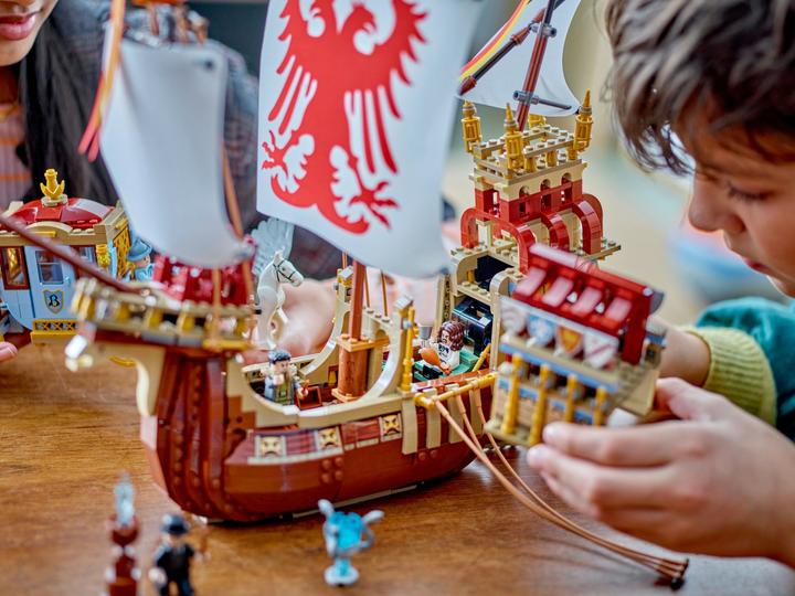 Actual product image LEGO Triwizard Tournament: The Arrival (76440, LEGO Harry Potter, LEGO Rare Sets)