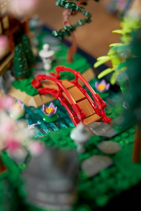 Produktbild LEGO Garten der Stille (10315, LEGO Icons)
