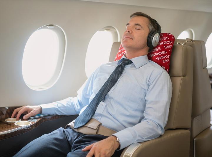 Produktbild Skross Travel Pillow "Red - " (Kopf- & Nackenkissen)