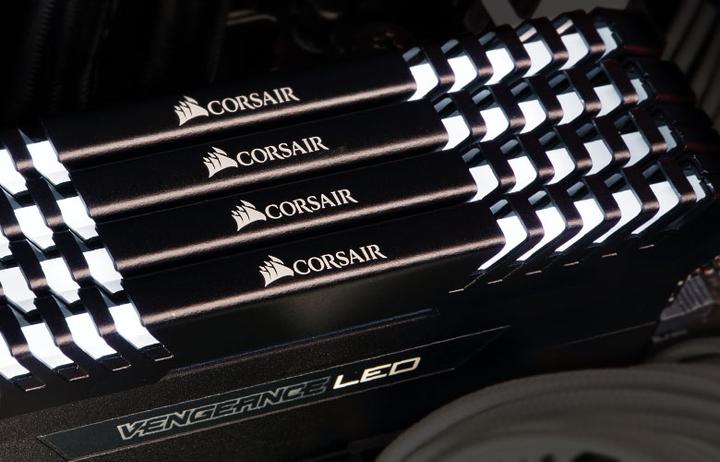 Immagine prodotto Corsair Vendetta LED (4 x 16GB, 3000 MHz, DDR4-RAM, DIMM)
