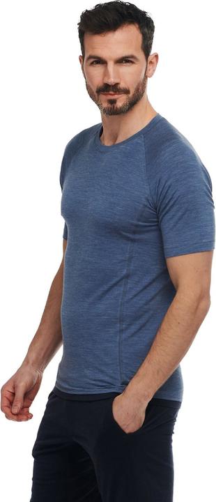 Actual product image Dagsmejan Stay Warm T Shirt (M)