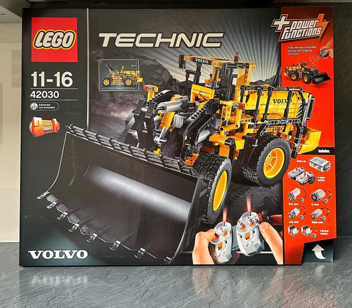 Immagine prodotto LEGO Technic Ruspa VOLVO L350F telecomandata (42030, LEGO Technic, Set LEGO rari)