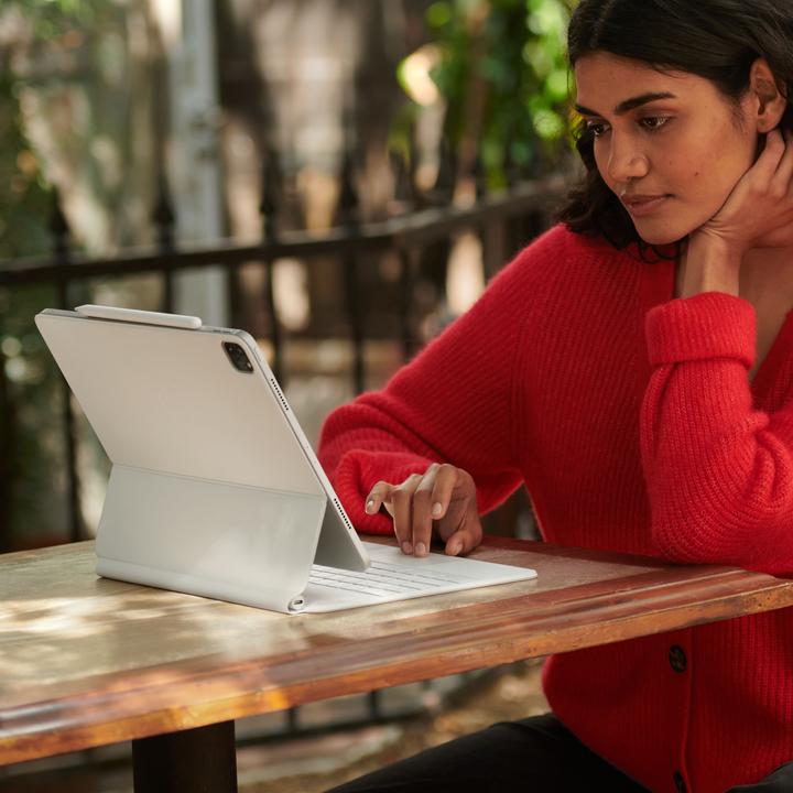 Actual product image Apple Magic Keyboard (DE, iPad Pro 12.9 2018 (3. Gen), iPad Pro 12.9 2020 (4. Gen), iPad Pro 12.9 2021 (5th Gen))