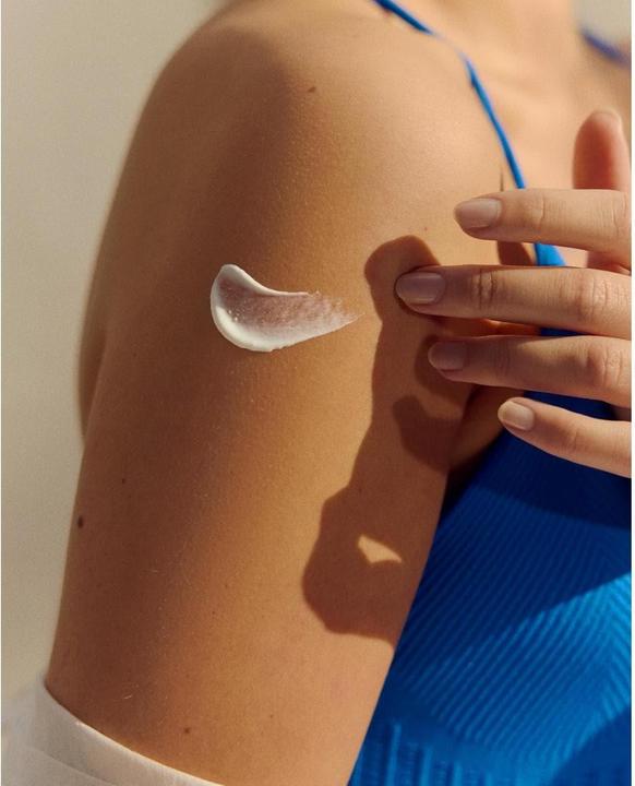Image du produit NIVEA Crème solaire Protection & Soin To Go SPF 30 (Crème solaire, SPF 30, 50 ml, 65 g)