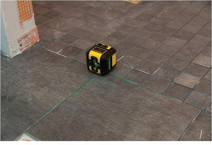 Image du produit Black & Decker Laser compact à lignes et croix