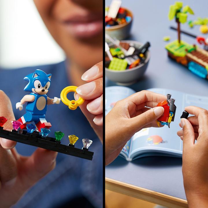Actual product image LEGO Sonic the Hedgehog - Green Hill Zone (21331, LEGO Ideas)