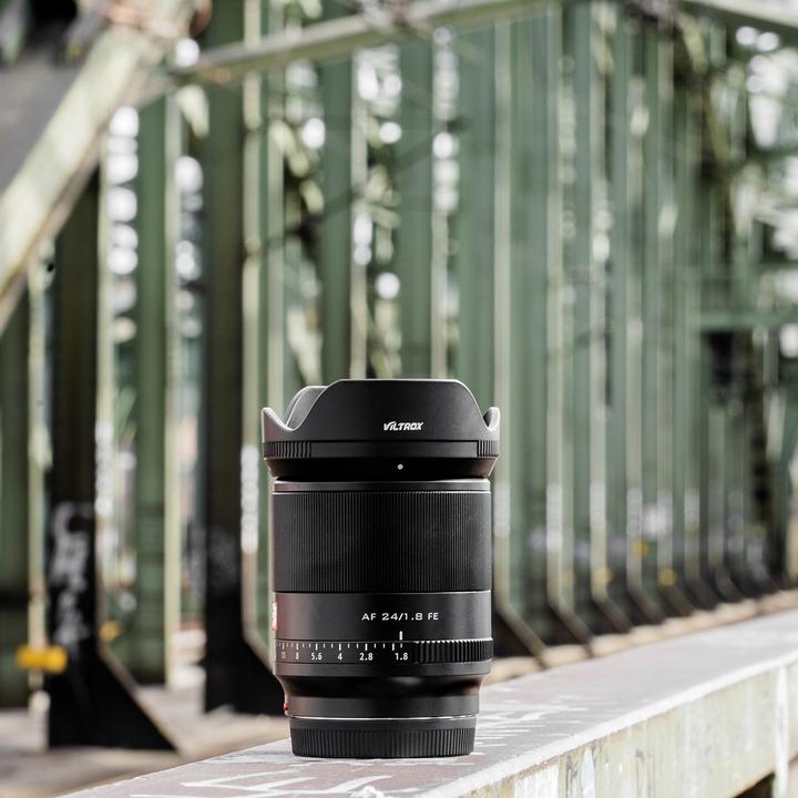 Immagine prodotto Viltrox AF 24/1.8 E Full Frame. Obiettivo cinematografico con messa a fuoco manuale per attacco (Sony E, APS-C / DX)