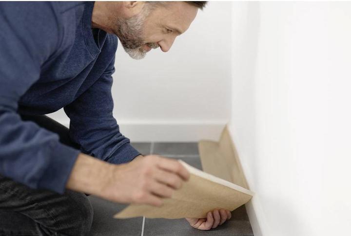 Image du produit tesa EASY COVER Malerfolie UNIVERSAL, aus Papier, Refill Nachfüllrolle (180 mm)