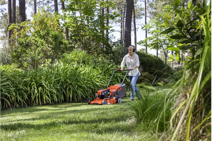Actual product image Husqvarna Petrol lawn mower LC 347V (Petrol)