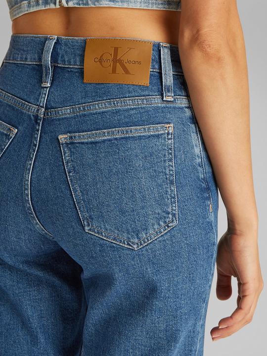 Actual product image Calvin Klein Jeans Mom Jean (W27/L28)