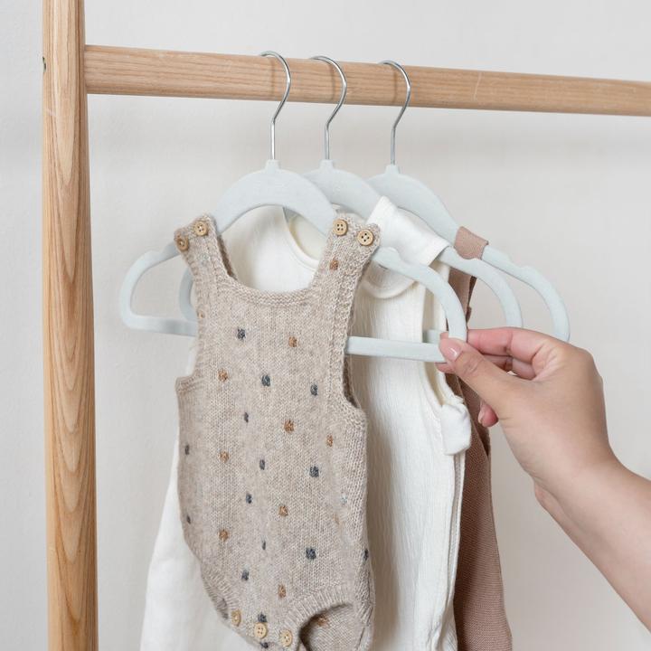 Actual product image 3 Sprouts Velour Hanger (15 pcs.) - Blue (15 x)