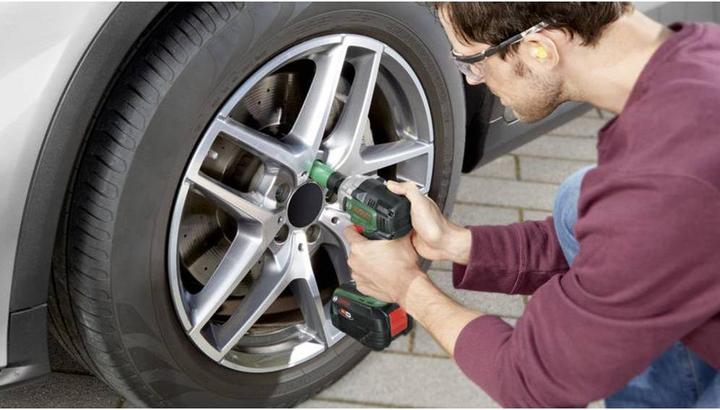 Produktbild Bosch Home & Garden UniversalImpactDrive 18V-350 (solo) (Akkubetrieb)