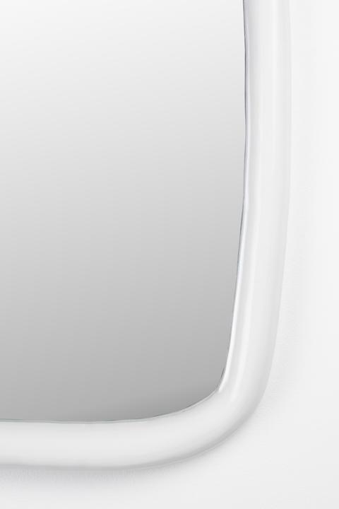 Actual product image Zuiver Looks Mirror M Off White (55 x 73 cm)