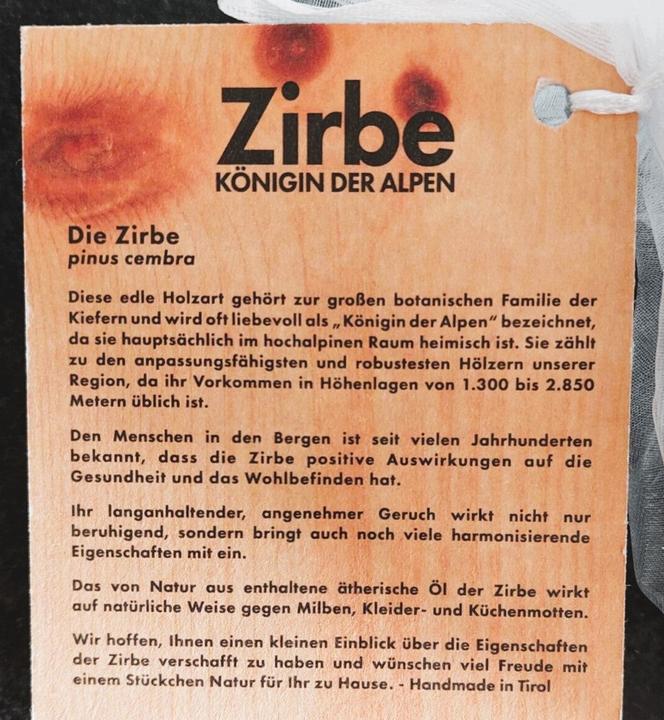 Immagine prodotto ZNatur Porta tealight in legno di pino svizzero cubo e vetro decorativo con incisione Ci sono amici nella (1 x)