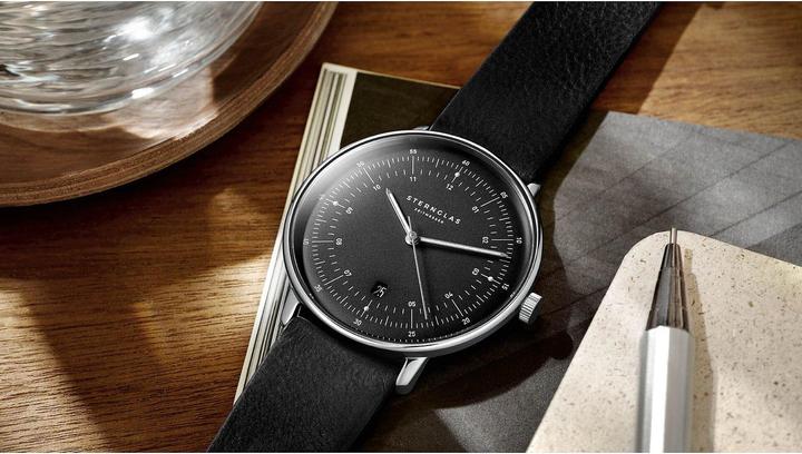 Actual product image Sternglas S01-HH11-VI15 (Analogue wristwatch, 42 mm)
