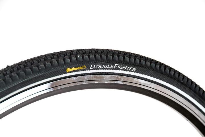 Produktbild Continental DoubleFighter III (28 x 1 3/8 x 1 5/8, 37-622)