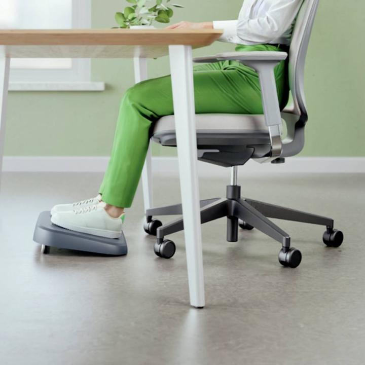 Produktbild Leitz Fussstütze Ergo verstellbar (34 x 42 cm)