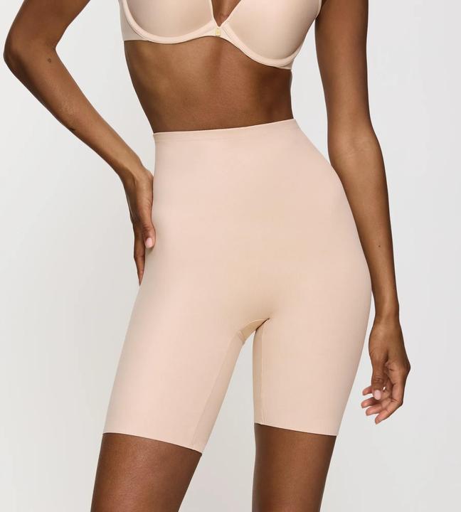 Actual product image Triumph Becca Extra High+Cotton Panty L (40, Single pack)