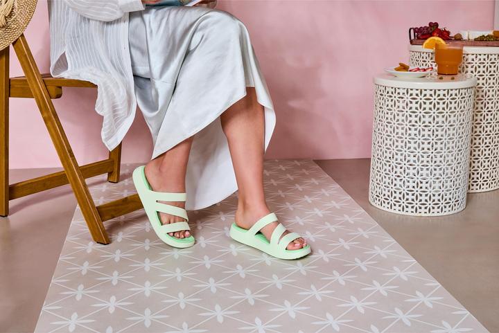 Actual product image Crocs W's Getaway Strappy (40)