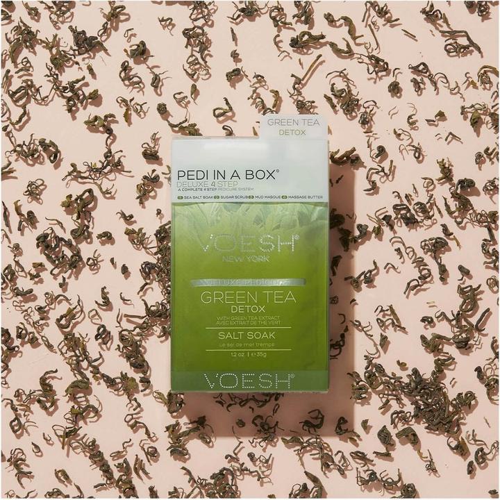 Image du produit Voesh Pedi In A Box Deluxe 4 Step Green Tea (Bain de pieds, Crème et gel pour les pieds, Masque de pied)