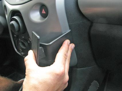 Actual product image Brodit 855035 Bracket Peugeot 108 14-