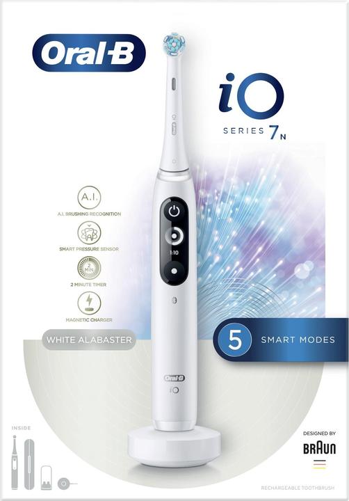 Actual product image Oral-B iO 7n - Electrical Tandenborstel - Wit (Oscillating toothbrush)