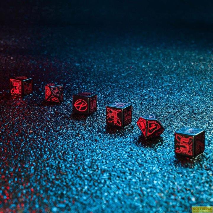 Actual product image Q Workshop SCPE06 - Cyberpunk Red: Night City Essential Set