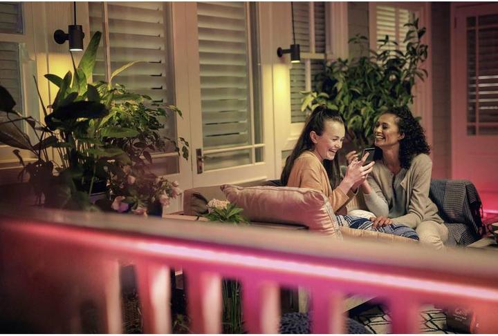 Image du produit Philips Hue Outdoor Lightstrip 5m fiche DE (Multicolore, 500 cm, Extérieur)
