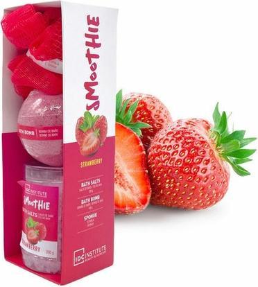 Produktbild IDC Institute Mother's Day Gift Set Strawberry Smoothie Bath Salts Bath Bomb and Sponge