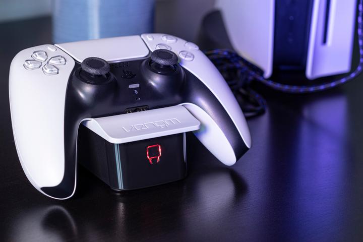 Produktbild Venom PS5 Controller Charger Docking Station (PS5)