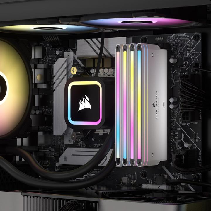 Productafbeelding Corsair Dominator Titanium (2 x 16GB, 6400 MHz, DDR5 RAM, DIMM 288 pin)