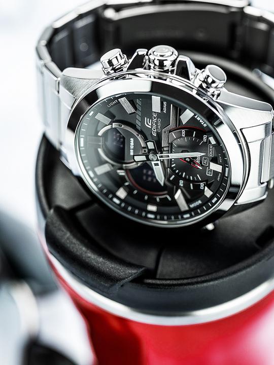 Actual product image Casio Edifice - ECB-30D-1AEF (Sports watch, Power reserve display, 49 mm)