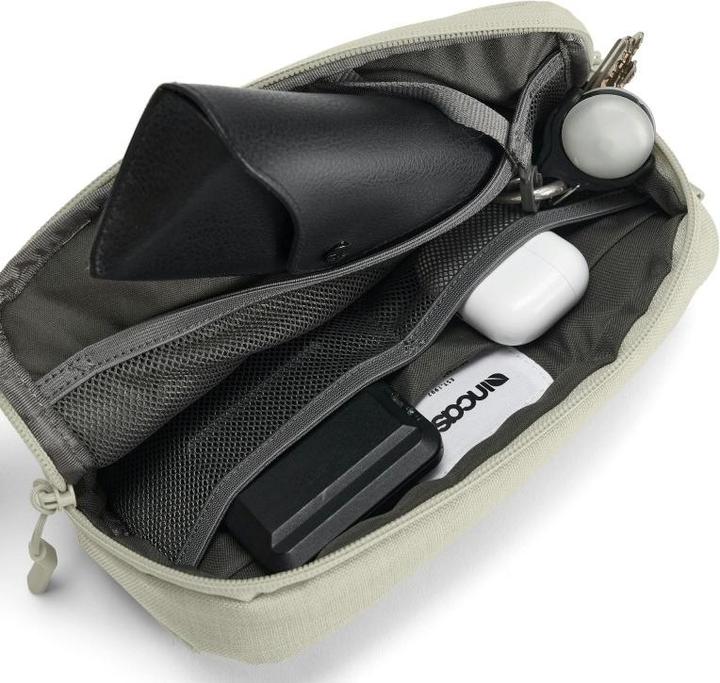 Actual product image Incase Crosstown Sling - Limestone (Case)