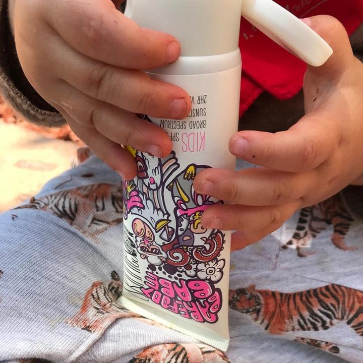 Produktbild Skinnies Barefoot Babe Kid SPF 50 (Sonnengel, SPF 50+, 100 ml, 114 g)