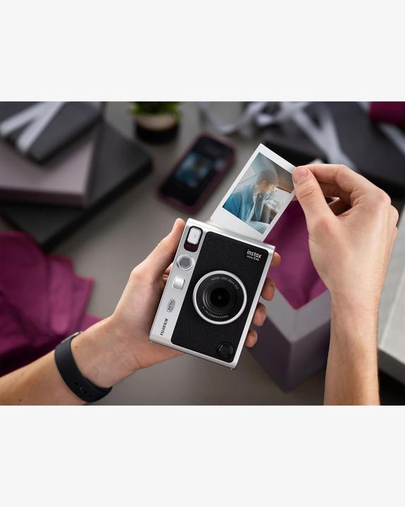 Actual product image Fujifilm Instax Mini Evo (type c)