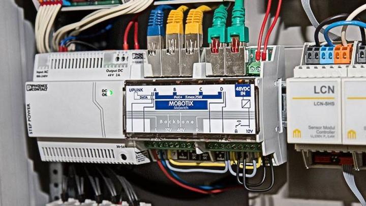 Produktbild Mobotix Netzwerk-Switches (5 Ports)